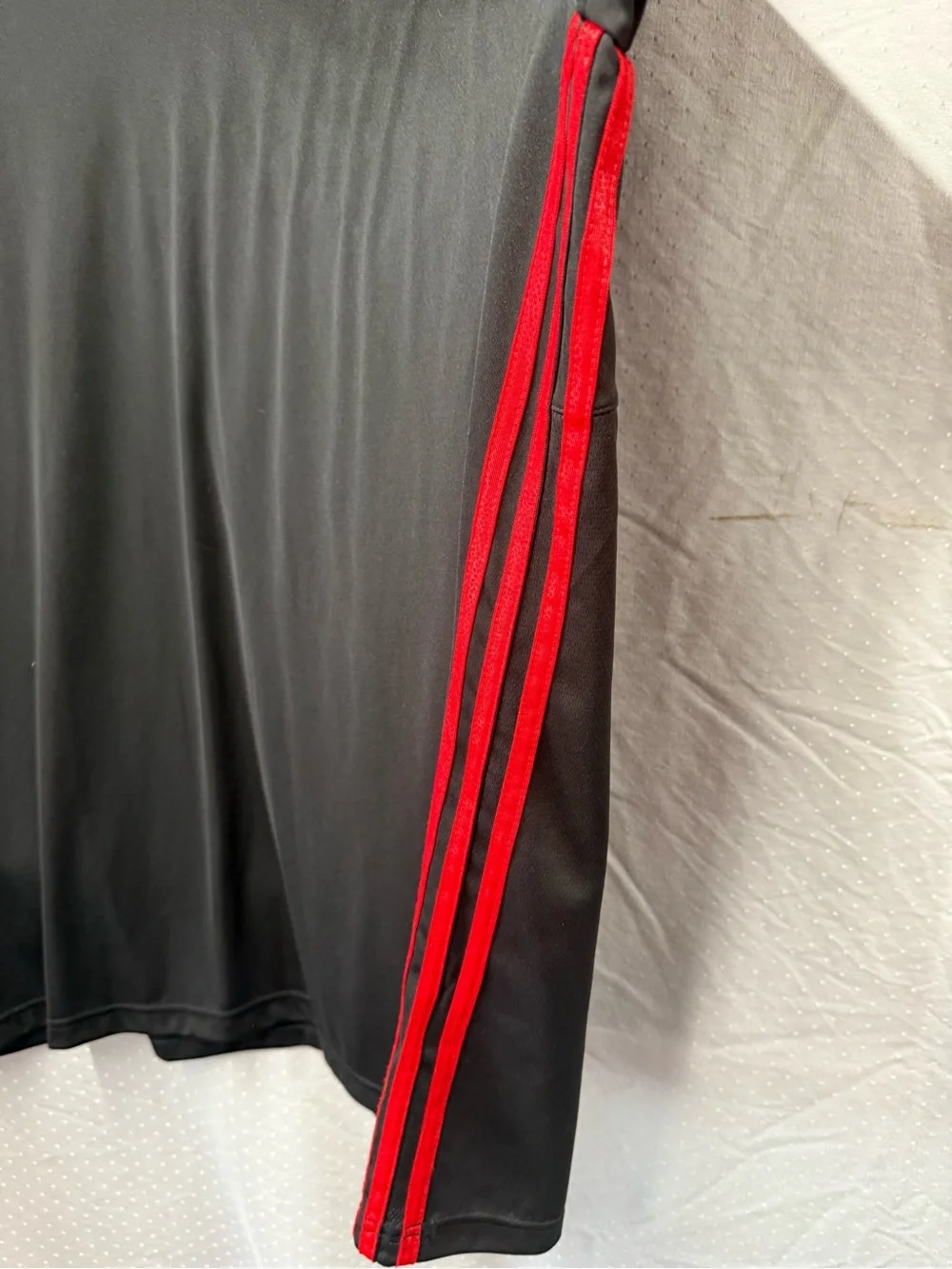Adidas Men’s Black Athletic Tee with Red Accents 4XT